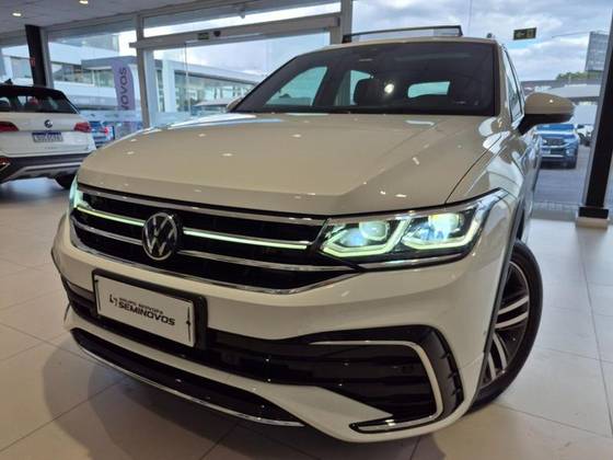 VOLKSWAGEN TIGUAN 2.0 300 TSI GASOLINA ALLSPACE R-LINE AUTOMÁTICO